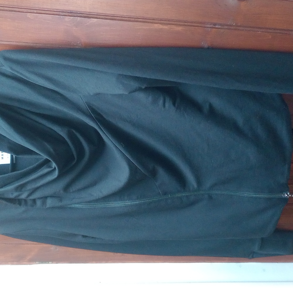 Unhoodie - Picture 3 of 6